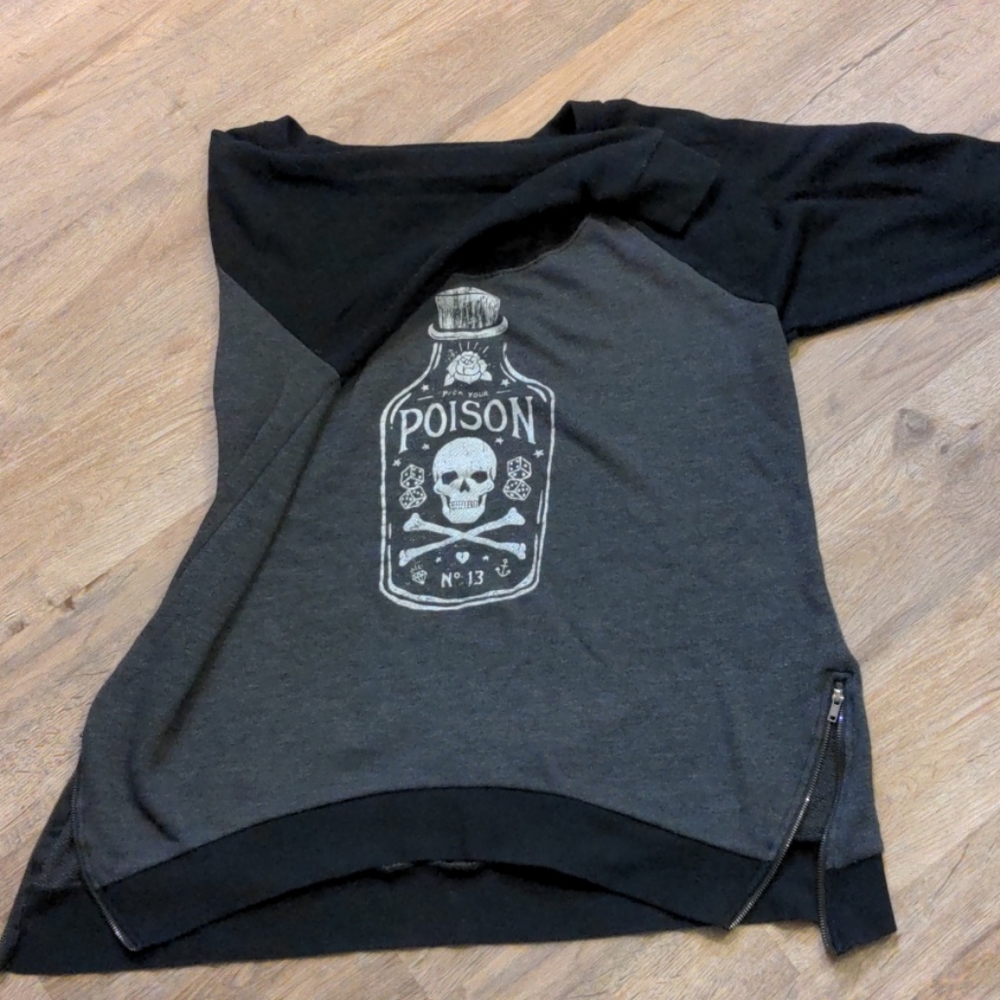 Torrid Sweatshirt, Size 3